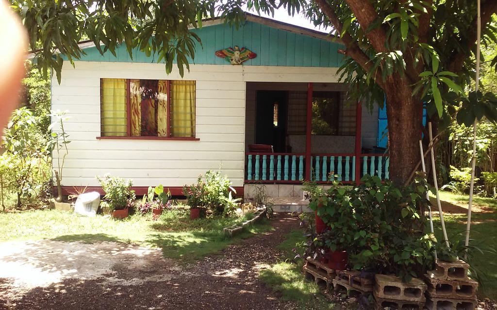 Shades Cottage Guesthouse Blue Hole Exterior foto