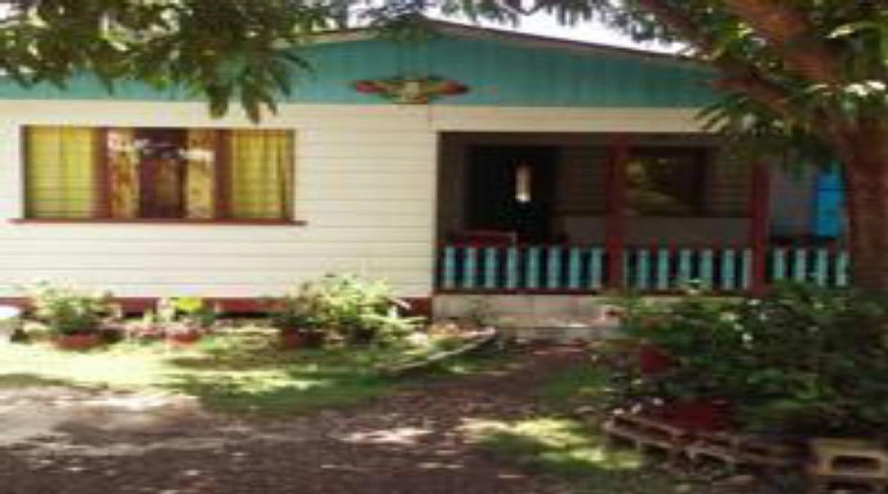 Shades Cottage Guesthouse Blue Hole Exterior foto